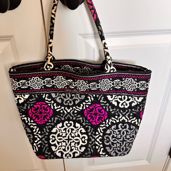 Vera Bradley Tote - Picture 1 of 4